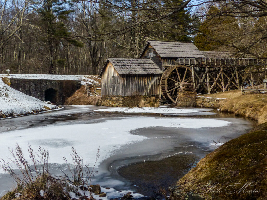 Historic Mill - Mabry Mill Restaurant & Gift Shop